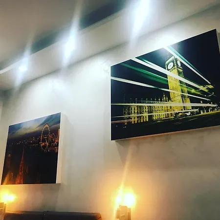 Citylife Bed and breakfast 4*